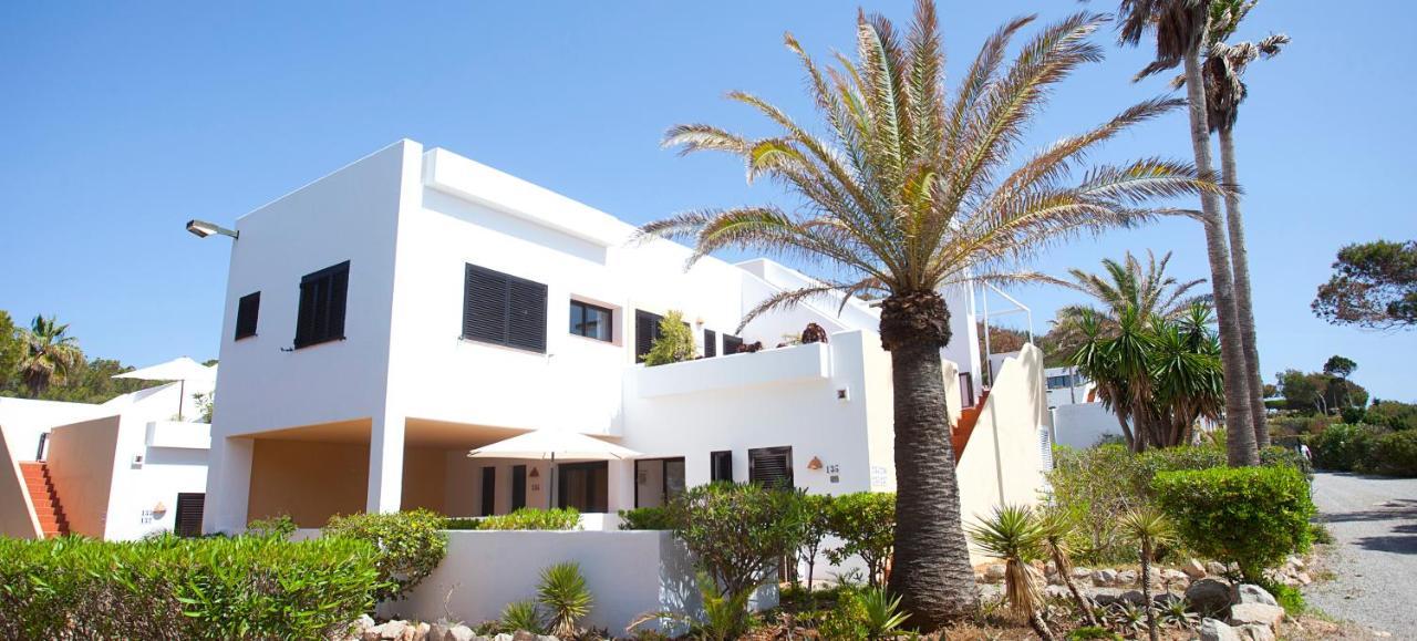 Apartamentos Club Cala Azul سان كارلوس دي بيرالتا المظهر الخارجي الصورة